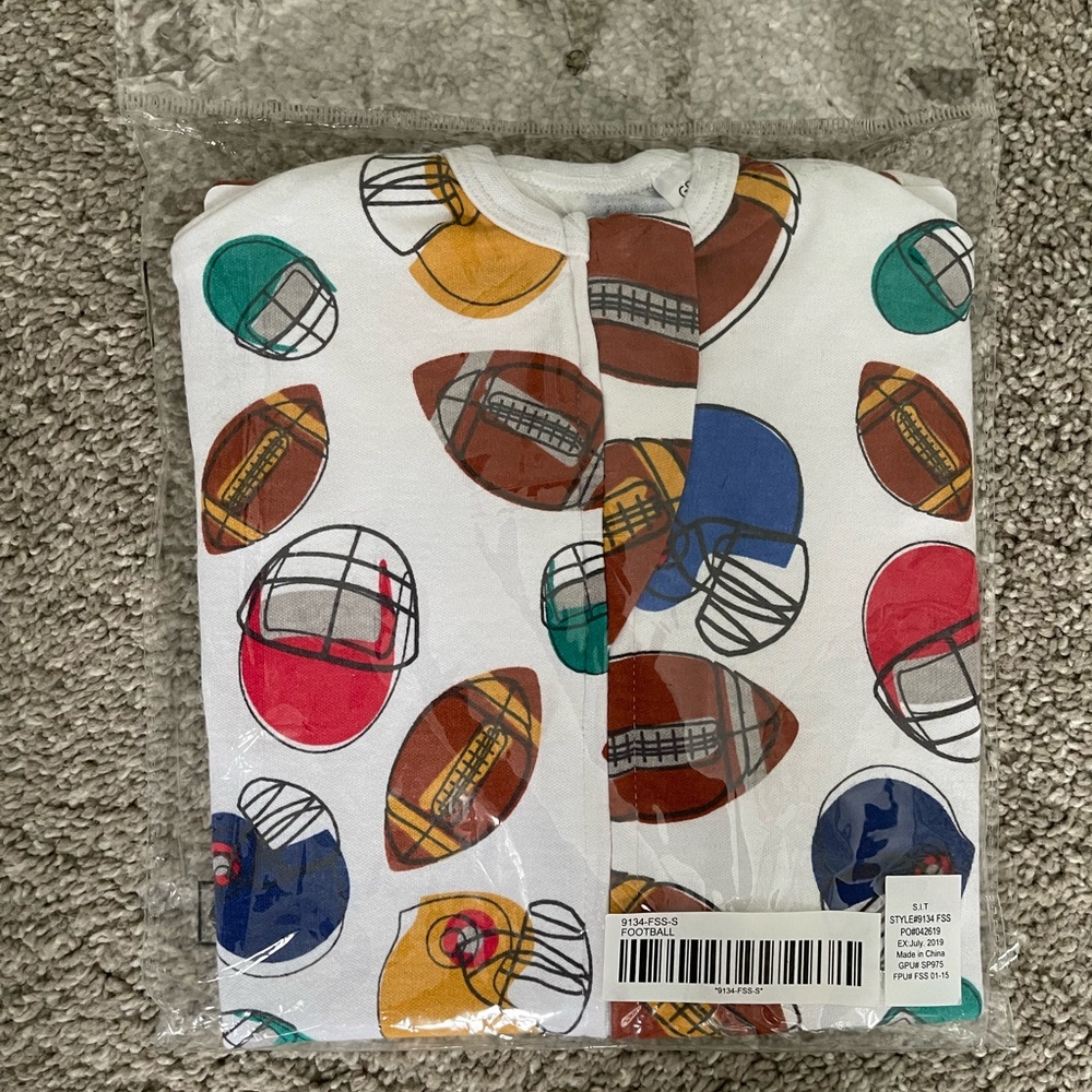 NWT Zipadee-Zip Transition Swaddle